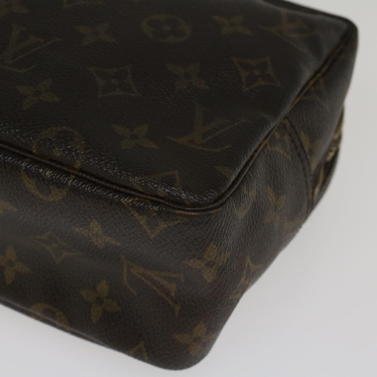 LOUIS VUITTON Monogram Trousse Toilette 28 Clutch Bag M47522 LV Auth Z090